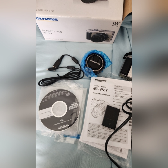 Olympus Pen E-PL1 digital camera - Picture 6 of 8